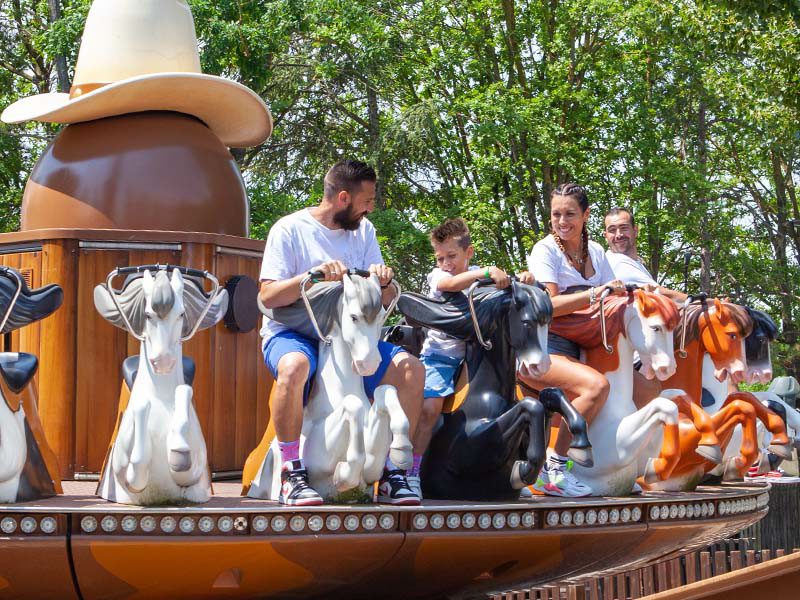 Mirabilandia park + hotel package