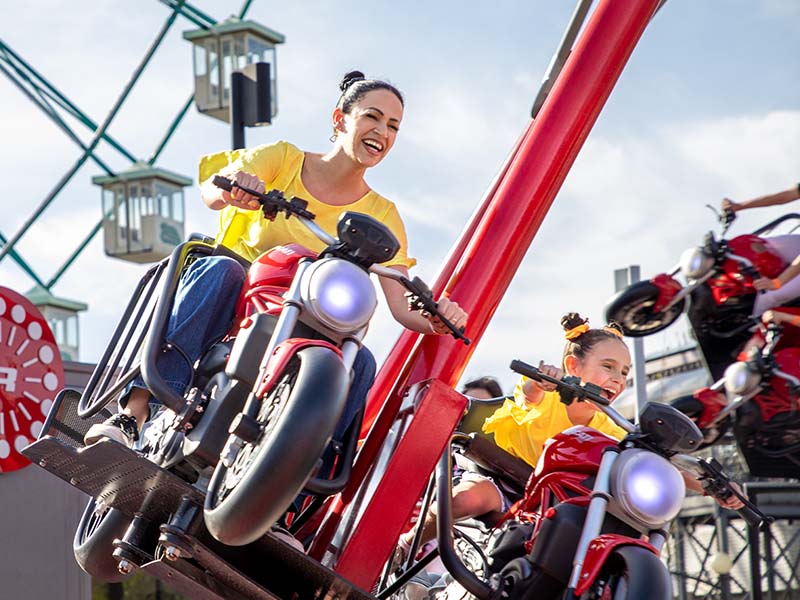 Buy your gift ticket for the admission to the Park!