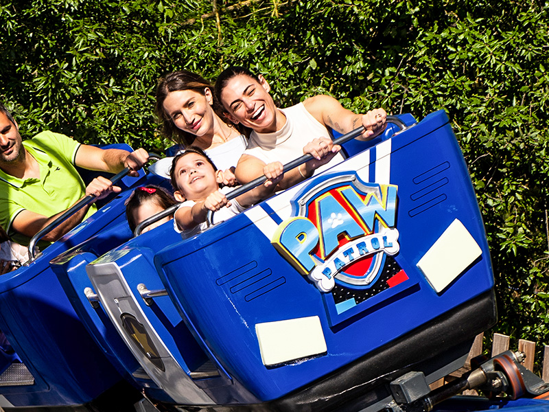 Visita Mirabilandia con Bennet!